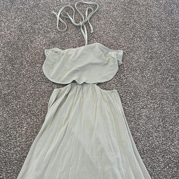 Light mint dress - Picture 2 of 3
